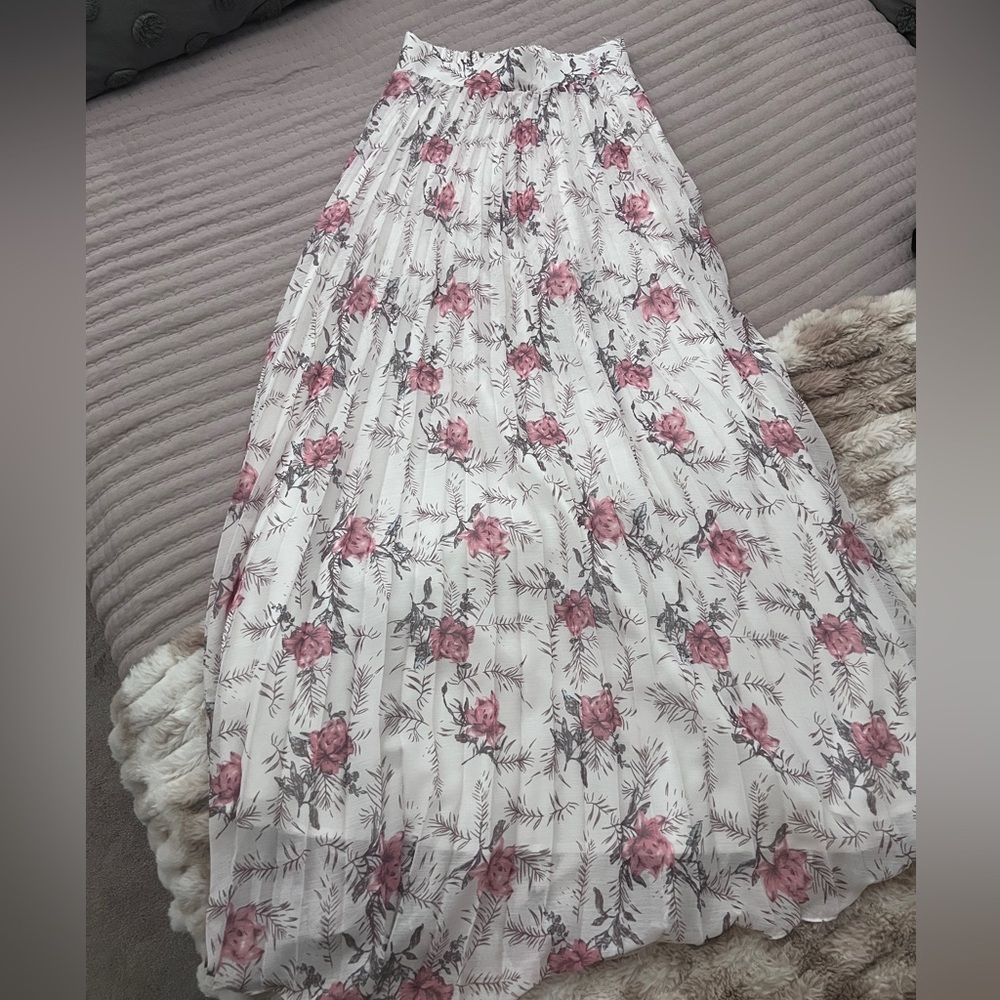White and Pink Pleated A-line Maxi Skirt
